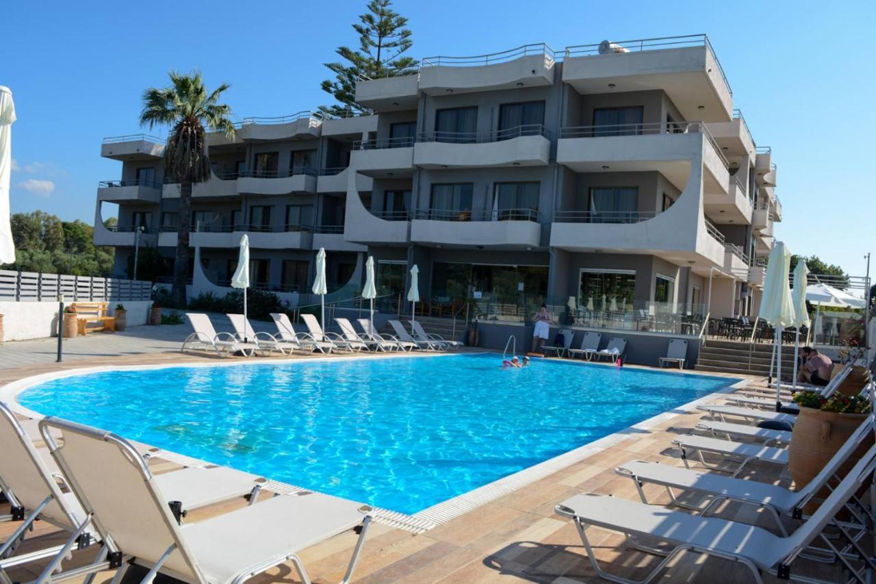 Ivory Hotel Theológos 外观 照片