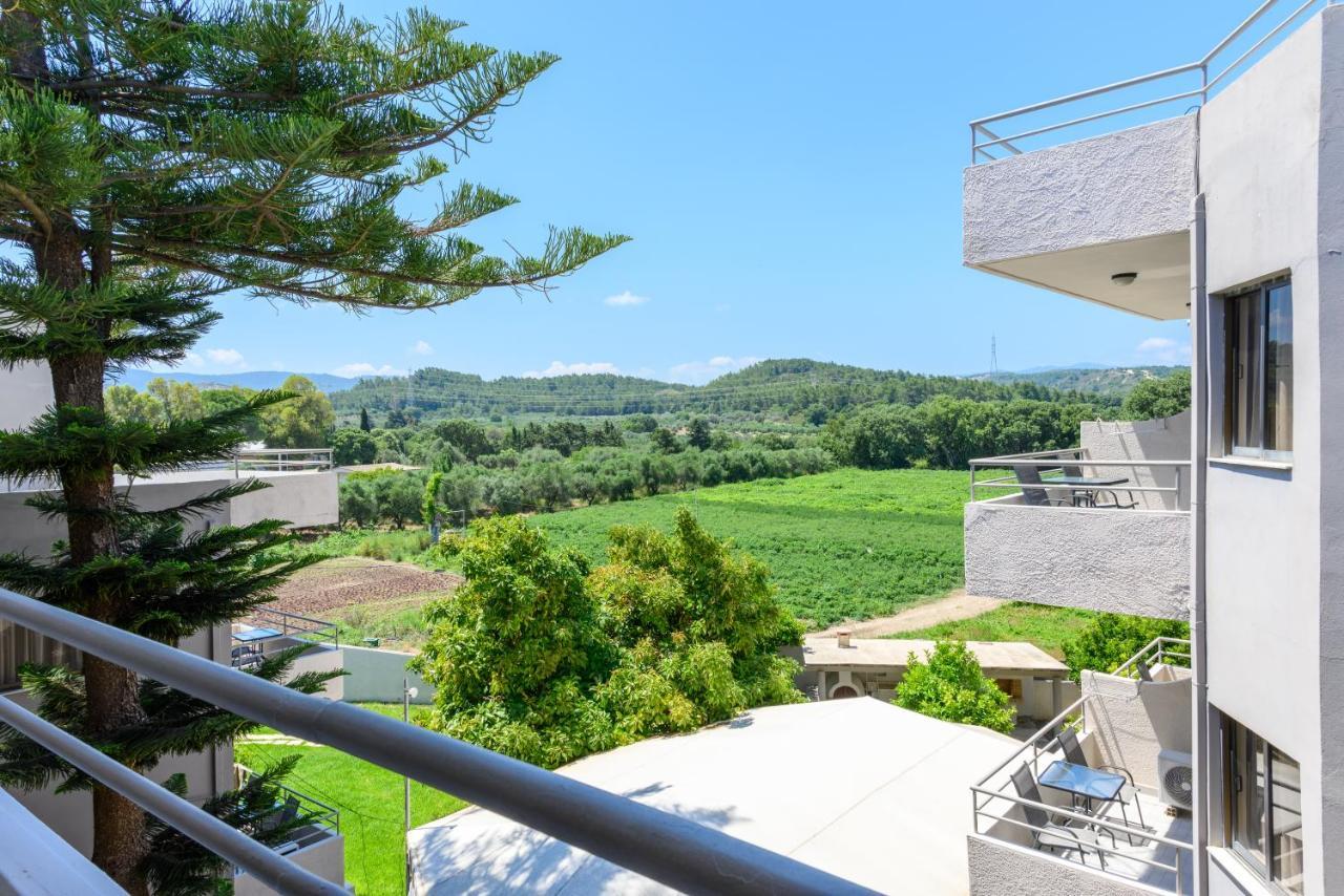 Ivory Hotel Theológos 外观 照片